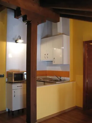 Santa Marina Lägenhetshotell Cuéllar